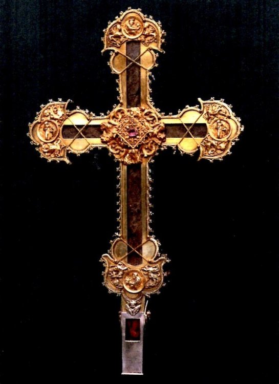 Cruz redimensionada 2.jpg