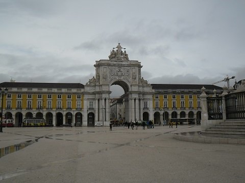 Lisboa1.jpg.b4a489abb38c9226731e83ce62ec1816.jpg
