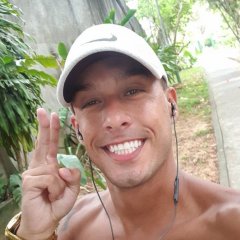 Alexandre Leão