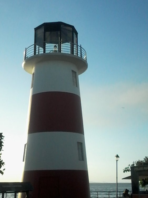 Faro de Puntarenas.jpg