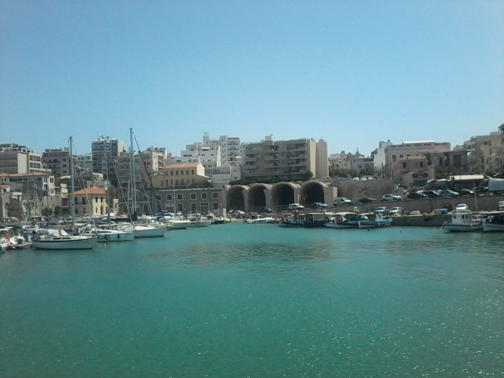 Antigo armazéns e porto veneciano.jpg