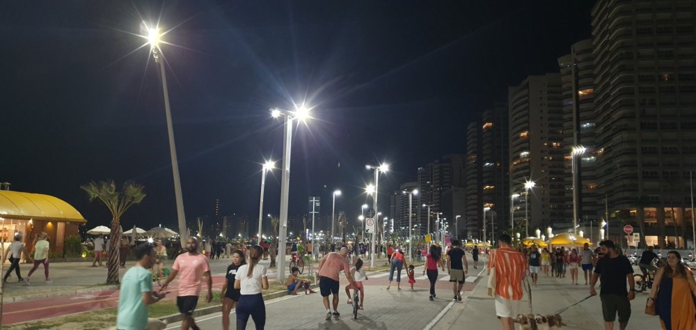 030 Av. Beira Mar, Praia de Meireles, Fortaleza, CE - a noite.jpg