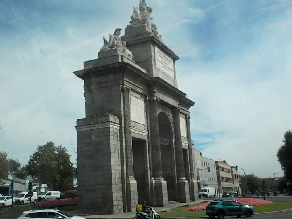 Puerta de Toledo.jpg