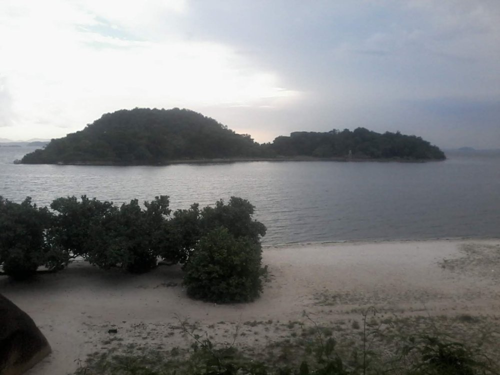 Ilha comprada por Sergio Cabral.jpg