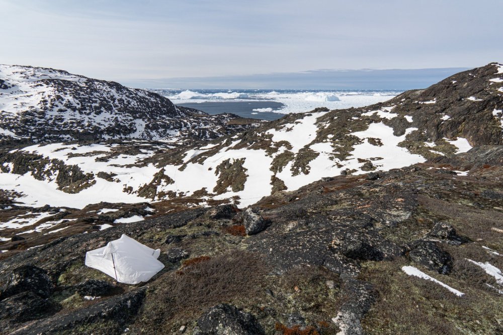Acampamento nas montanhas de Ilulissat
