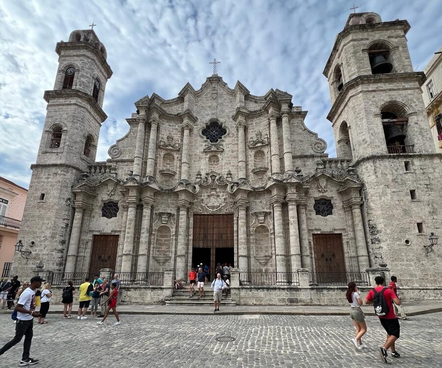 catedral3.thumb.jpeg.84f76329cf26a2ce1e66cdc14410d0a7.jpeg