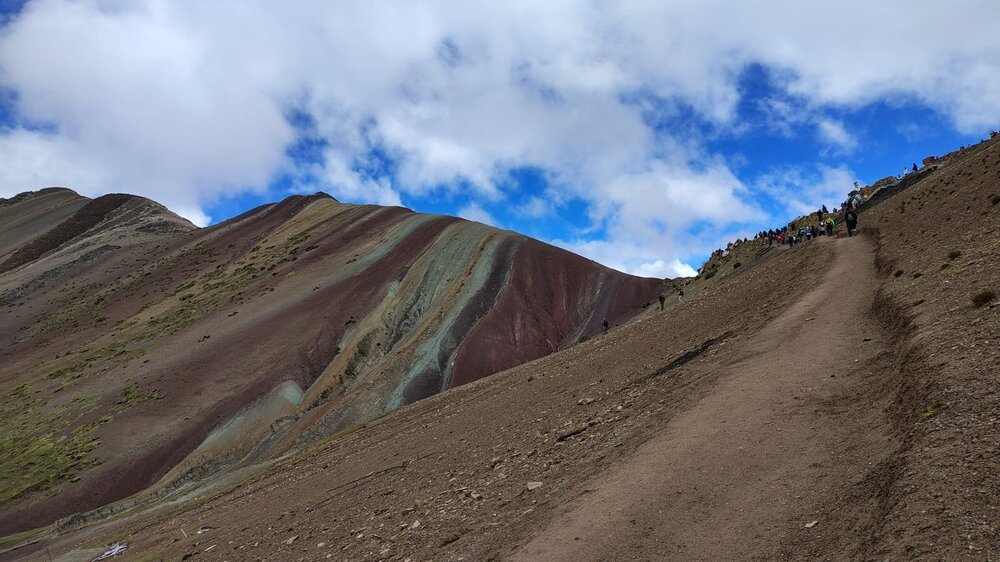 Montanha Colorida Abril 2025