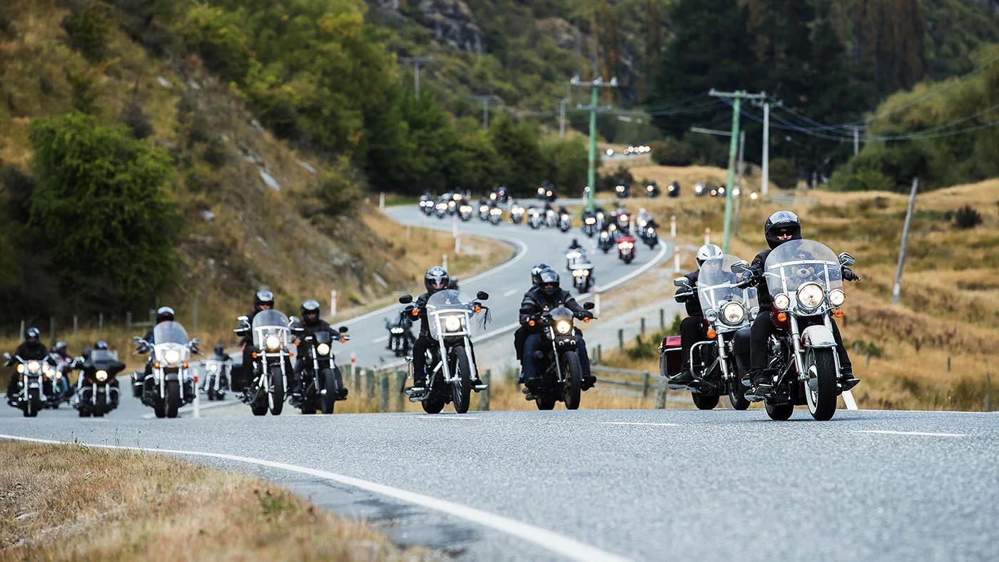 Grupo de motociclistas no WhatsApp