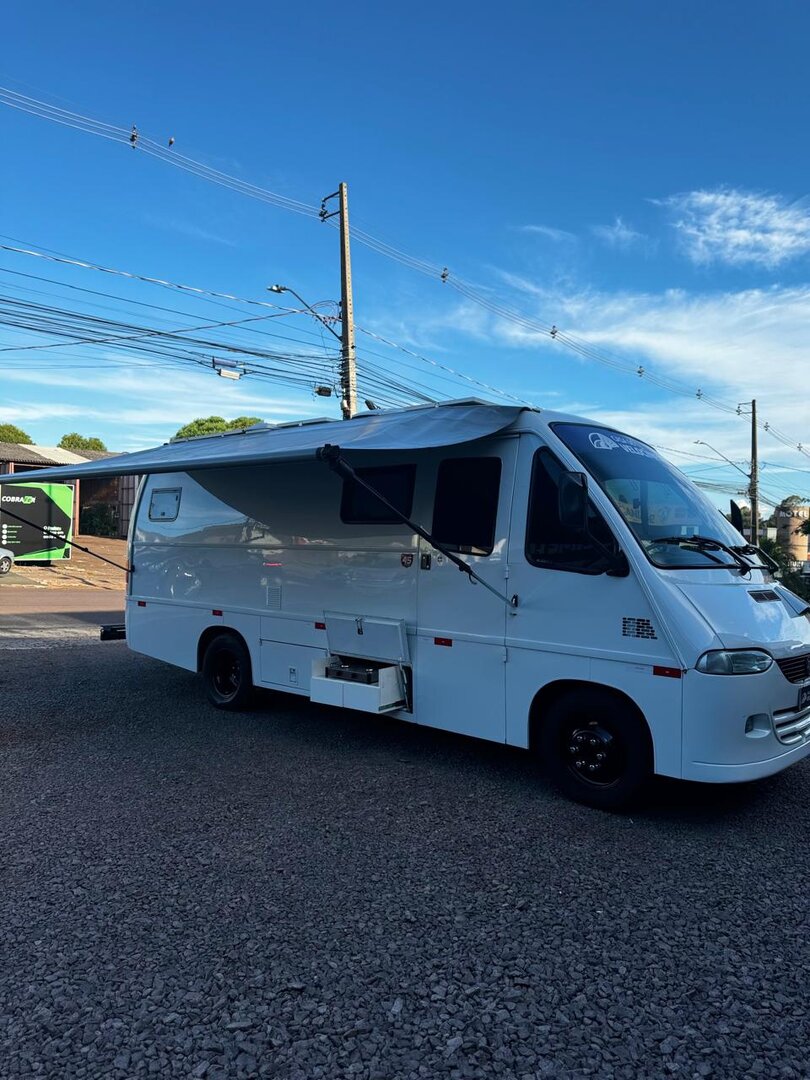 VENDO MOTOR HOME IMPECAVEL IVECO
